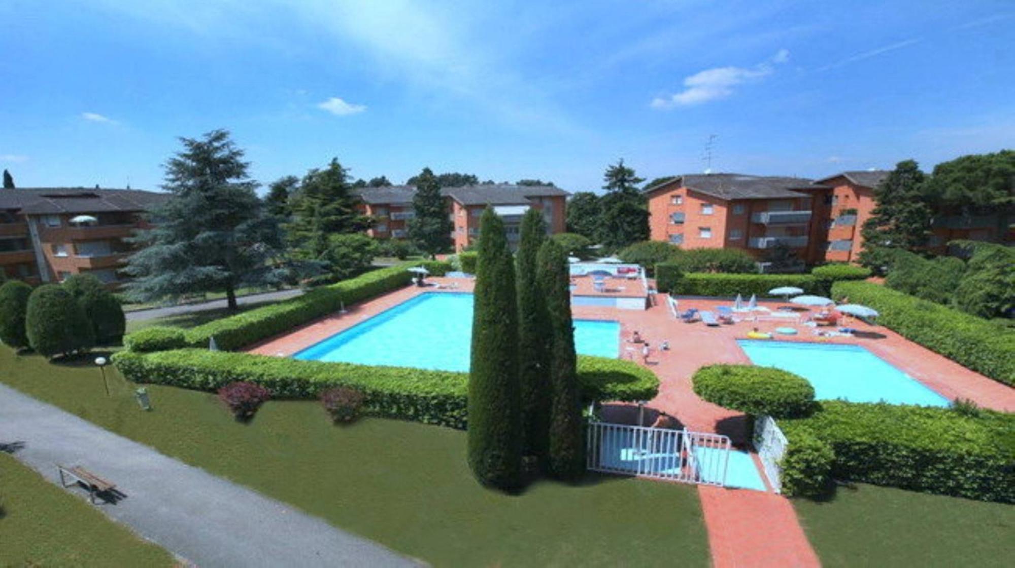 Cappuccini Appartments Peschiera del Garda Luaran gambar