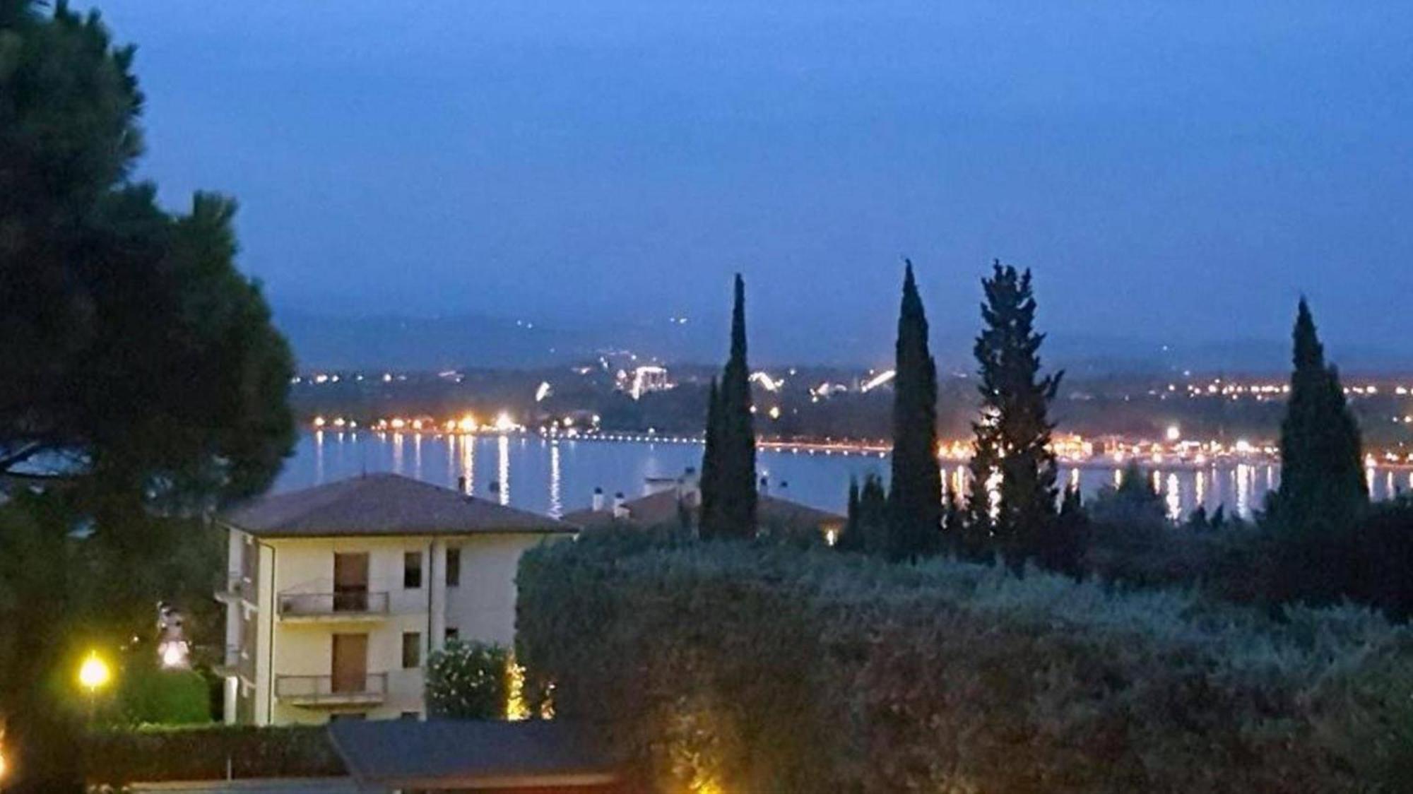 Cappuccini Appartments Peschiera del Garda Luaran gambar