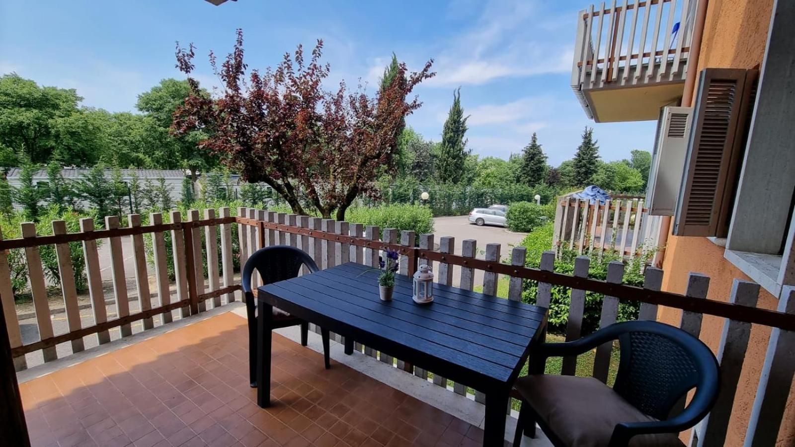 Cappuccini Appartments Peschiera del Garda Luaran gambar