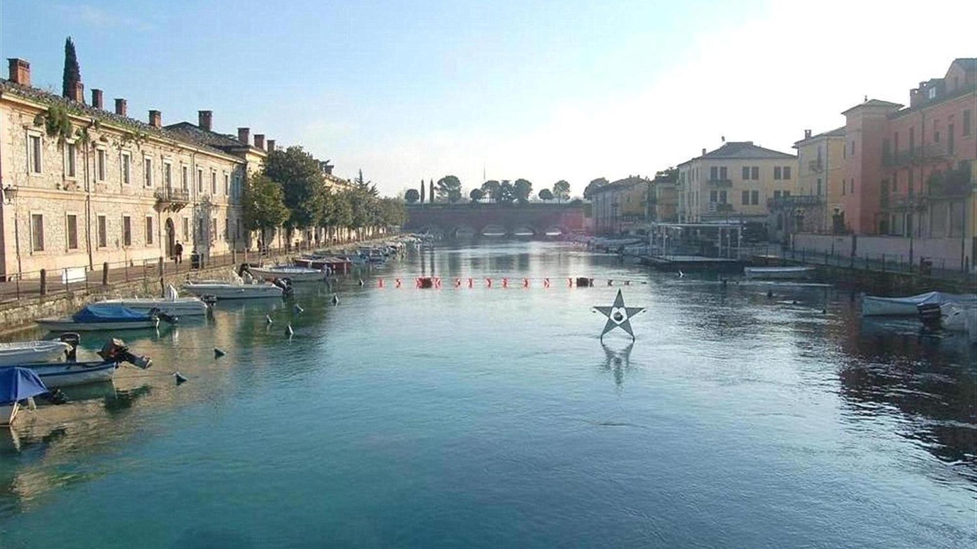 Cappuccini Appartments Peschiera del Garda Luaran gambar
