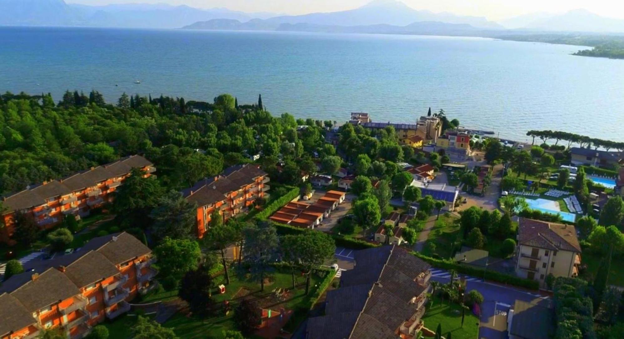 Cappuccini Appartments Peschiera del Garda Luaran gambar
